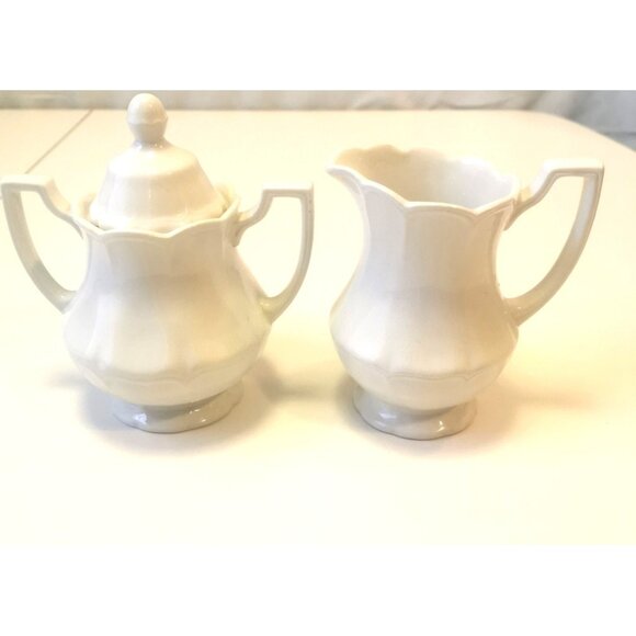 Vintage Royal Staffordshire Heirloom Ironstone Lidded Sugar Bowl and Creamer - Picture 2 of 16